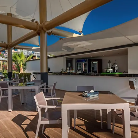 Hotel Sisus Marina 4*