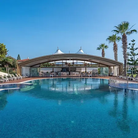 Sisus Marina Hotell Çeşme