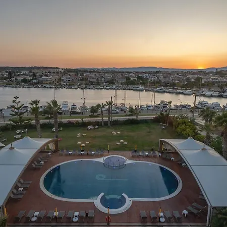 Sisus Marina 4* Cesme