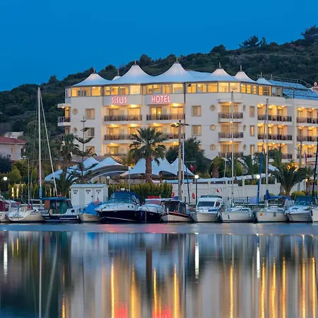 Sisus Marina Hotel Cesme