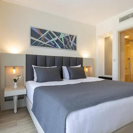 Sisus Marina Otel Çeşme