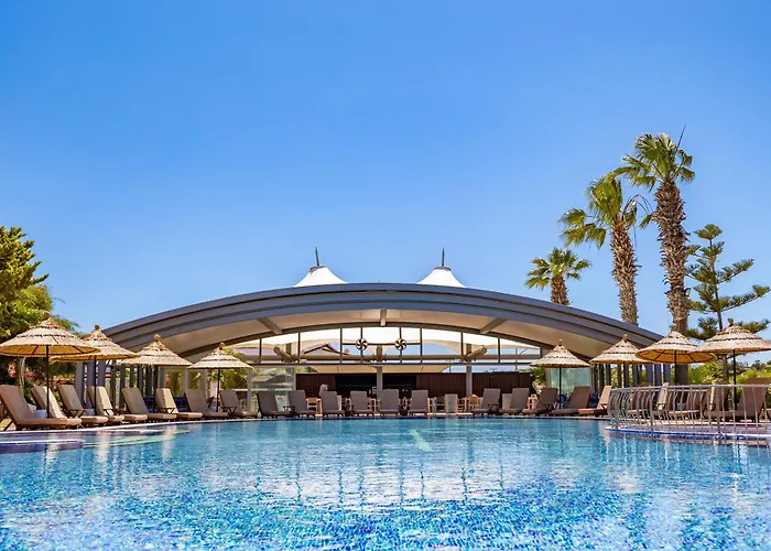 Sisus Marina Hotel 4*