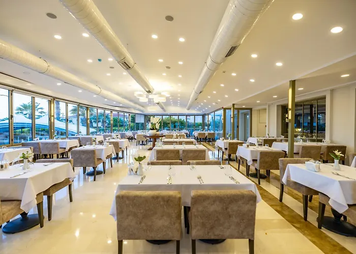 Sisus Marina 4*
