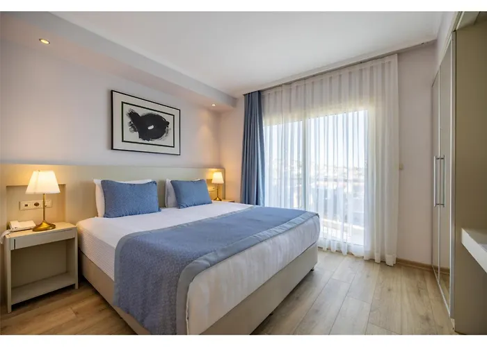 Hotell Sisus Marina Çeşme