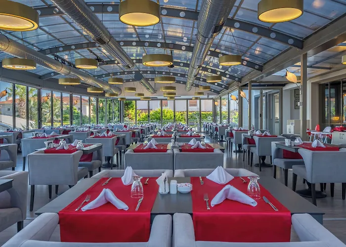 Hotel Sisus Marina 4*