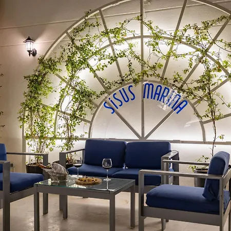 Ξενοδοχείο Sisus Marina