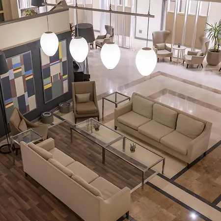 Ξενοδοχείο Sisus Marina 4*