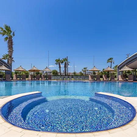 Ξενοδοχείο Sisus Marina