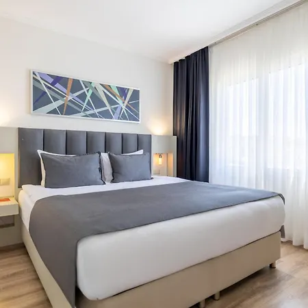 Sisus Marina Otel 4*
