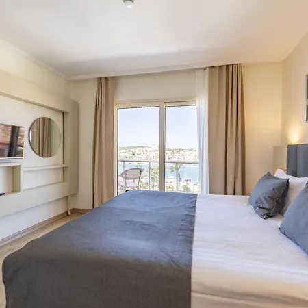 Sisus Marina 4*