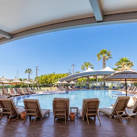 Sisus Marina Hotel