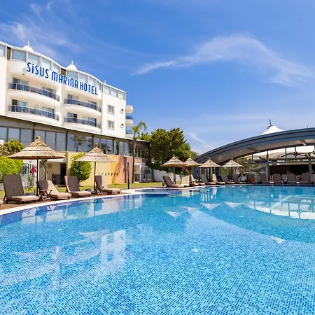 Sisus Marina Ξενοδοχείο