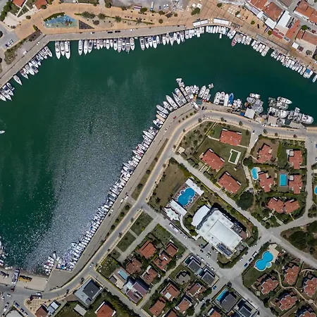 Ξενοδοχείο Sisus Marina Çeşme