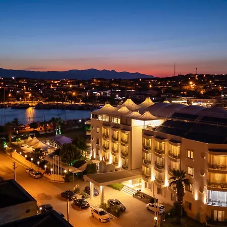 Sisus Marina Hotel Çeşme