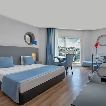 Hotel Sisus Marina