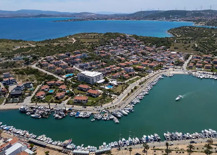 Sisus Marina Hotel