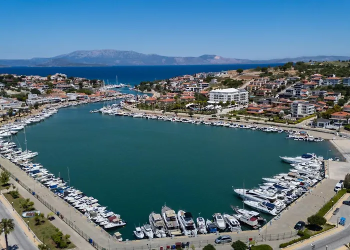 Hotel Sisus Marina 4*