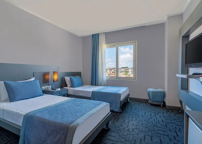 Sisus Marina Çeşme